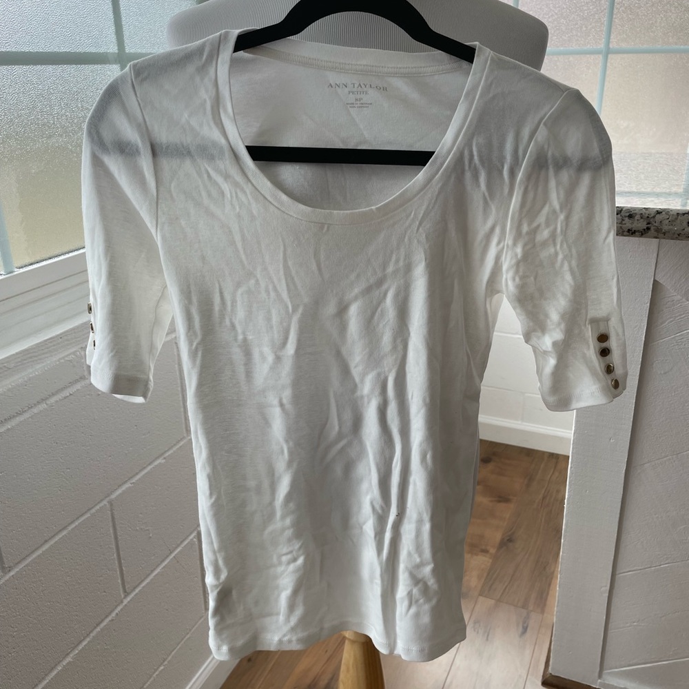 NWT Ann Taylor Tee